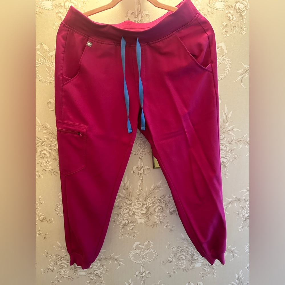 Figs Raspberry Sorbet Zamora Joggers SP